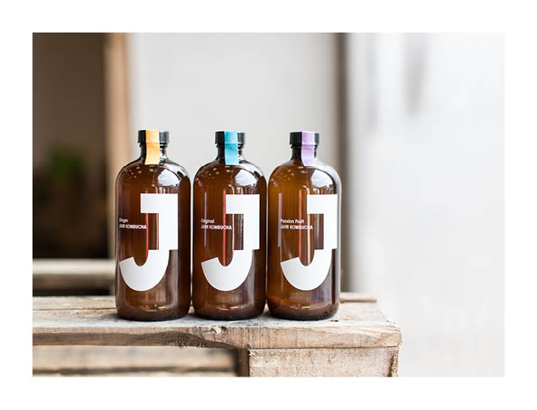 Jarr Kombucha is one of only a handful of commercial sellers of the all-natural fermented tea drink, Kombucha; an up and coming hit with premium drinks distributors, wholesalers, cafes and restaurants around the UK.